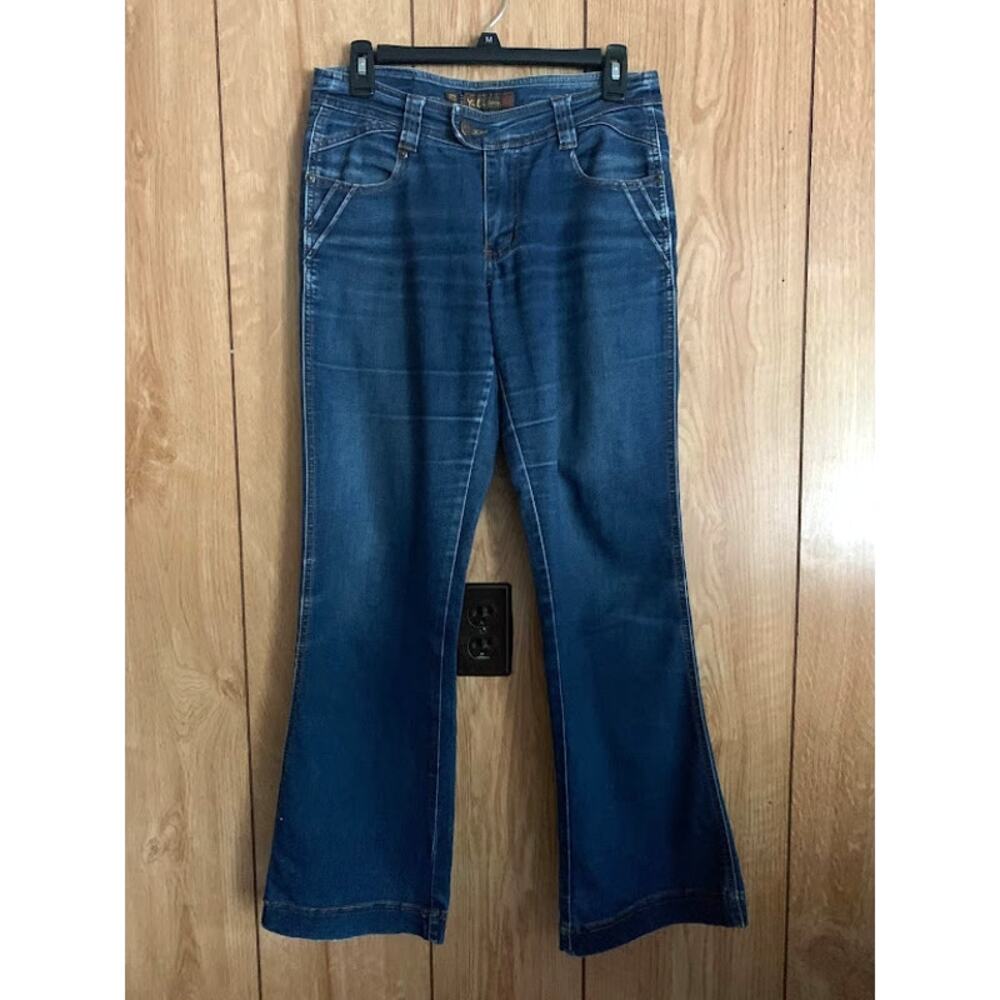 Yi Li jeans boot cut flare dark wash size 29